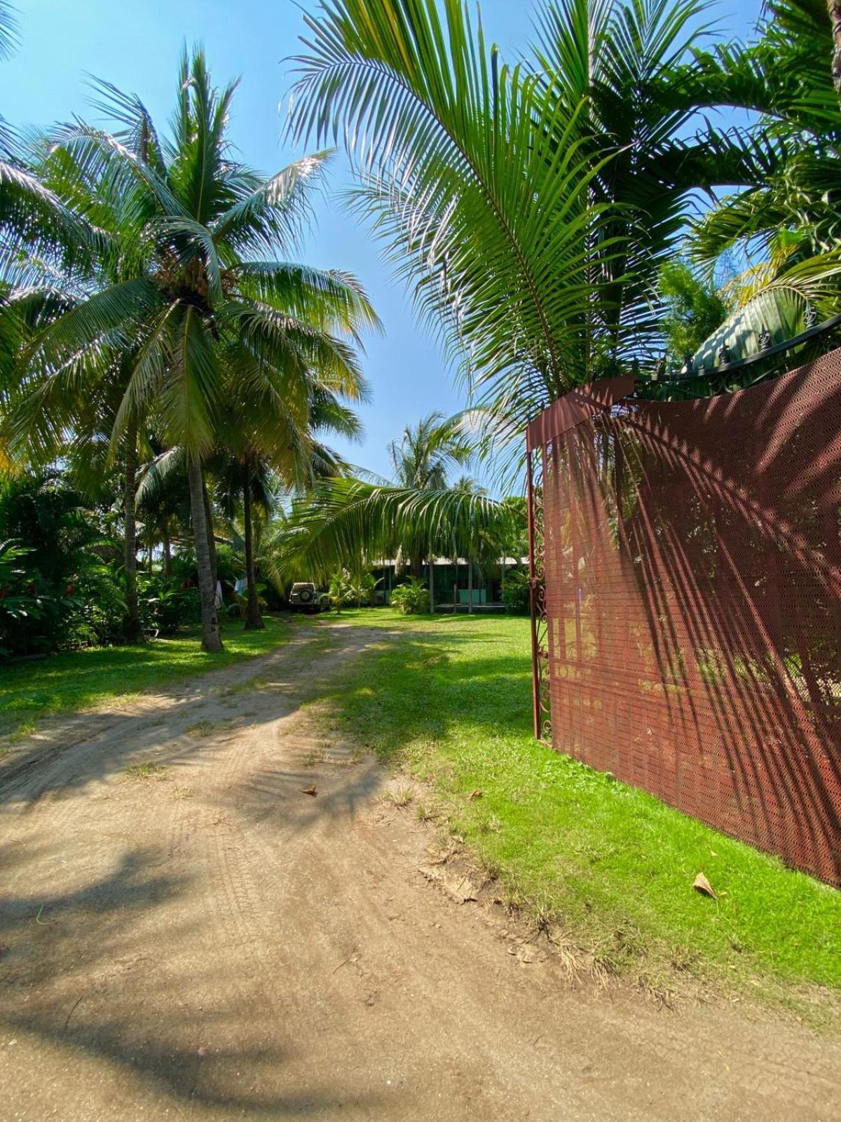 The Captains Iin Chinandega Exterior photo